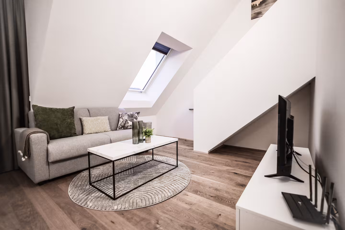2-Zimmer-Apartment · Terrasse & Vienna International Centre